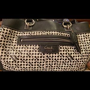 Authentic Vintage Women’s Coach handbag.